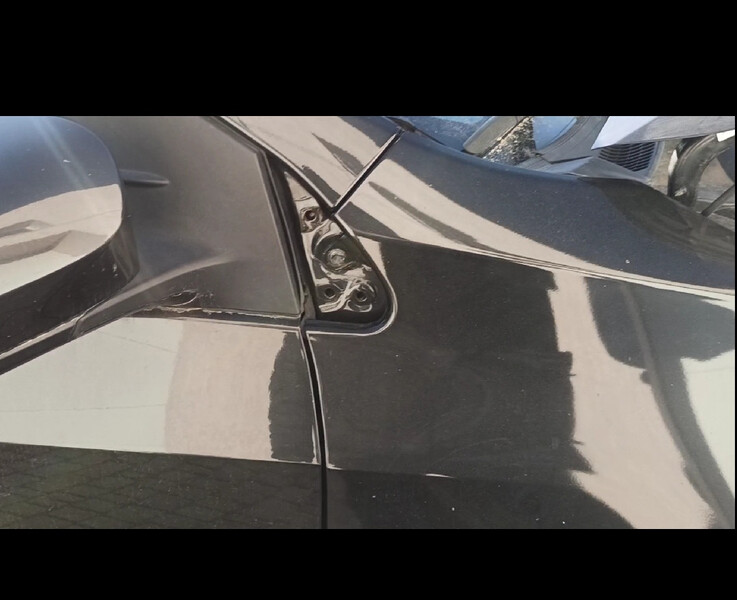 Крыло трехугольный пластик заглушка к зеркалу, левая и правая Toyota Corolla  2018 1.5 Бензин 