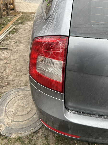 Стоп задний левый Skoda Octavia  2011 универсал 1.6 Дизель Дубно