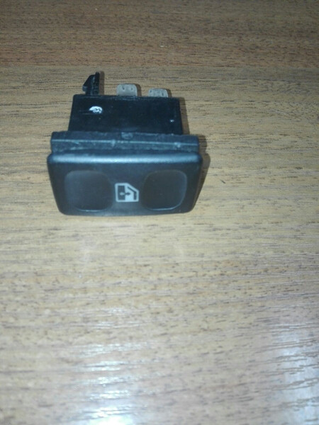 Кнопка стеклоподъемника Seat Inca  2003 1.9 Дизель Чернигов