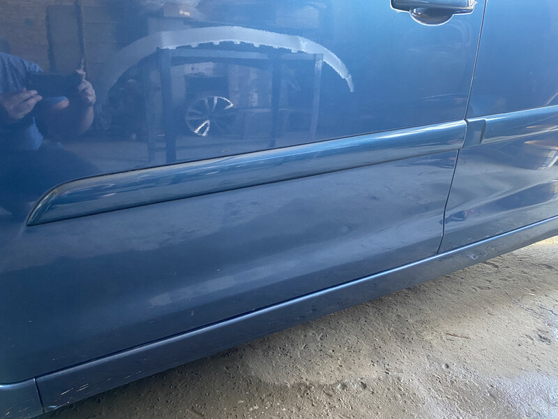 Молдинг двери Citroen C4 Picasso универсал 2012 г.  1.6 л дизель