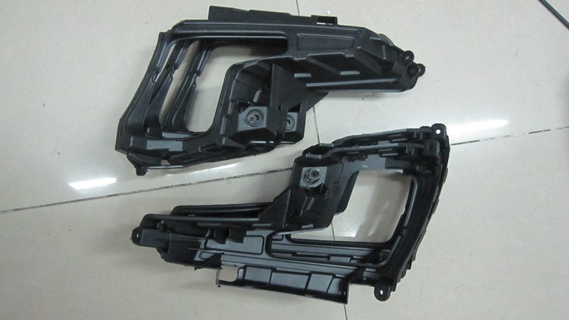 Рамка для противотуманки Kia Rio mid 2013 г.  1.4 л бензин Запорожье