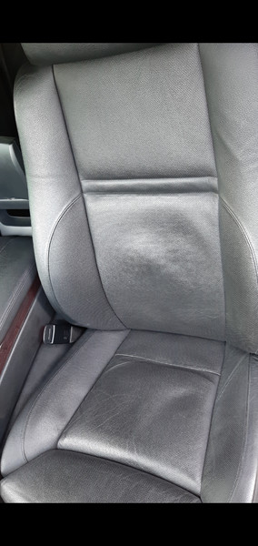 Передні сидіння BMW X5  2006 3.0 Бензин 