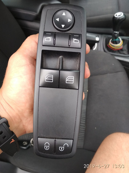 Блок управління стьоклами і дзеркалами Mercedes-Benz A-Class W169 2008 универсал 2.0 Дизель Львов