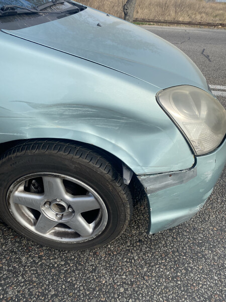 Крыло правое Honda Civic  2005 хэтчбек 1.4 Бензин Днепр