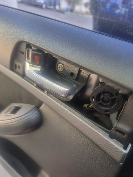 Накладка ручки двери задняя левая Toyota Avensis  2008 1.8 Бензин 