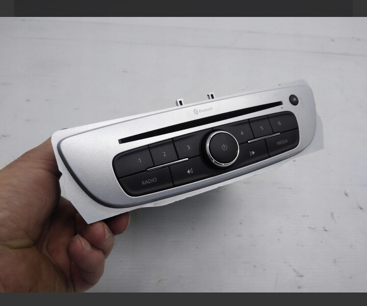 Магнитола r link Renault Megane 3  2014 універсал 1.5 Дизель 