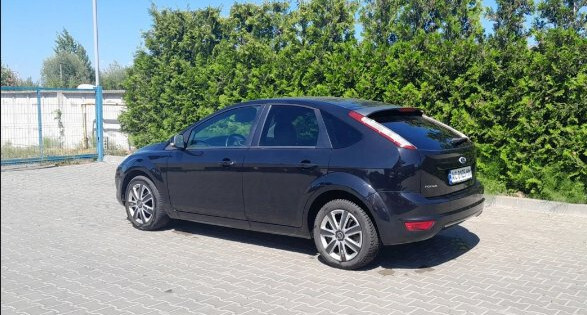 Крыло левое в цвет Ford Focus CB4 2008 хетчбек 1.4 Бензин 