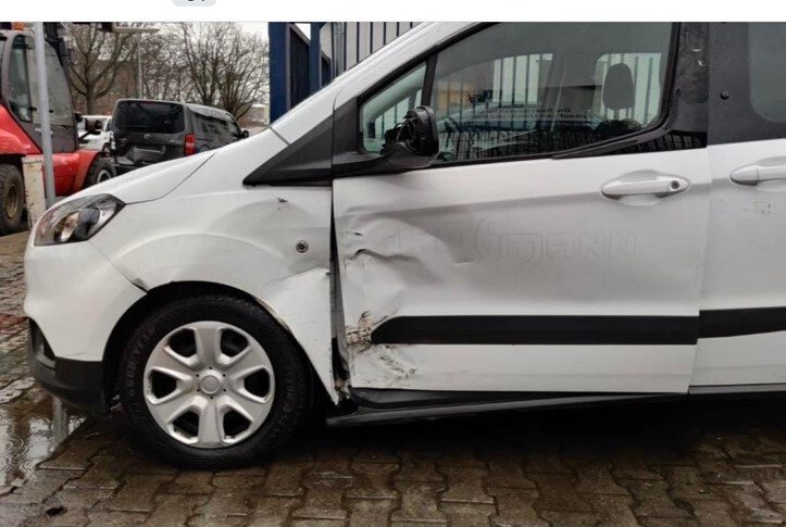 Крило переднє Ford Transit Courier універсал 2020 р.