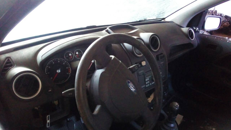 Торпеда Ford Fiesta MK6 2007 г.  1.4 л бензин Ковель