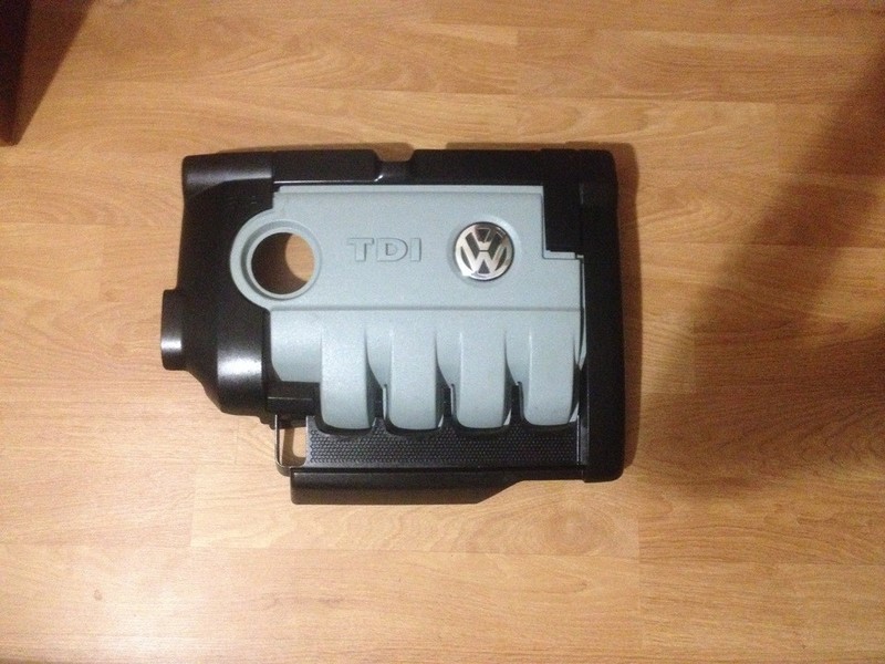 Крышка двигателя Volkswagen Caddy 3 2007 г.  1.9 л дизель Львов
