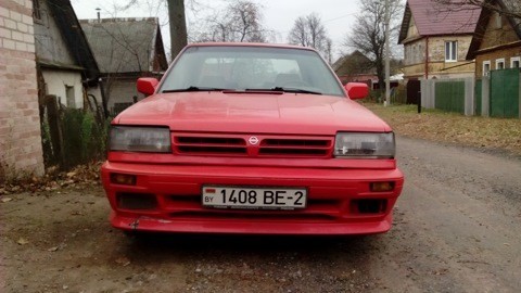 Бампер передній Nissan Bluebird  1989 2.0 Бензин 