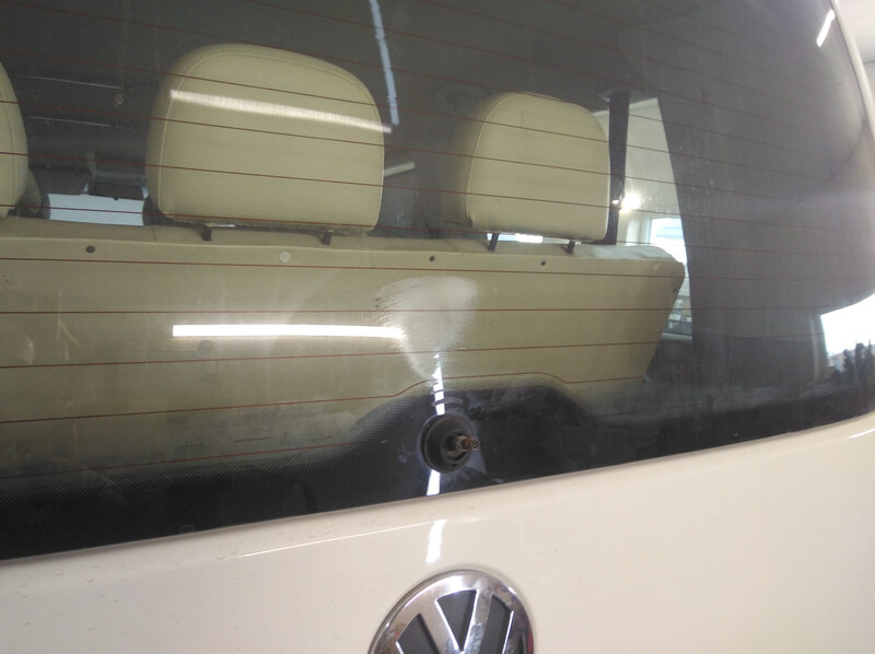 Склоочисник задній Volkswagen T5 (Transporter) 2007 г.  1.9 л дизель Ровно