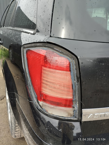 Задние фонари Opel Astra  2005 универсал  Электро 