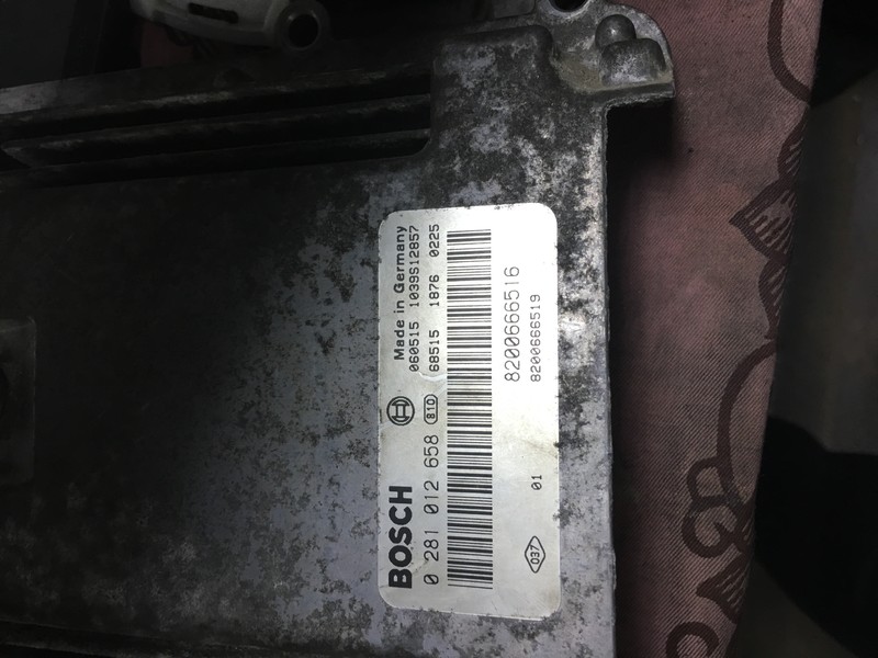 ЕБУ Opel Vivaro  2006 2.0 Дизель 
