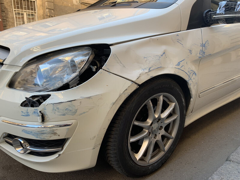 Крыло левое переднее Mercedes B-Class 180 2010 г.  Одесса