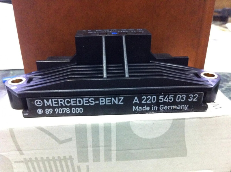 Реле свечей накала Mercedes-Benz M-Class W163  2004 4.0 Дизель Киев