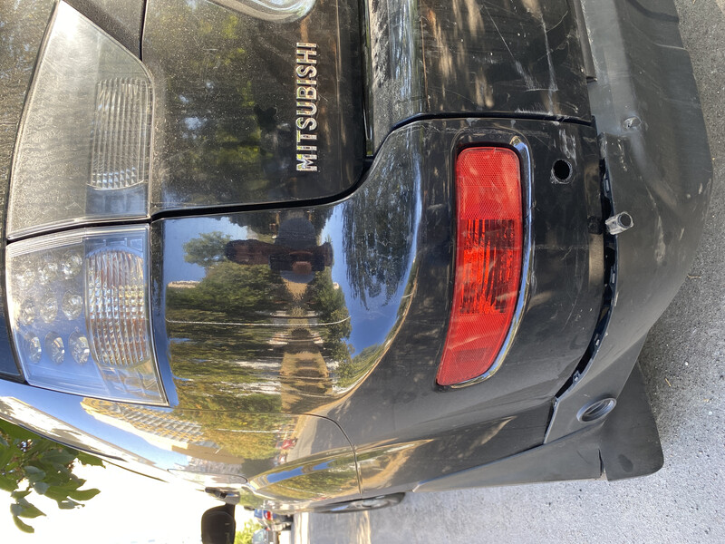 Клики Mitsubishi Outlander  2008 универсал 2.4 Бензин Киев