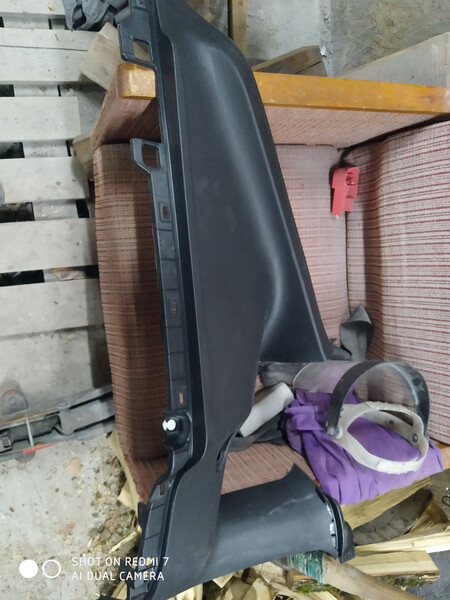 Пластик багажника Tesla Model Y  2023 82.0 Электро Житомир