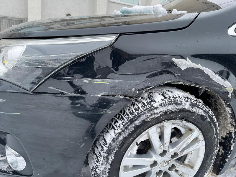 Крыло переднее левое Toyota Avensis  2012 1.8 Бензин Житомир