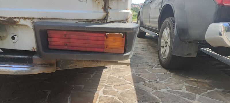 Пластиковые накладки на задние стопы Mercedes-Benz Vario  2003 4.2 Дизель Одесса