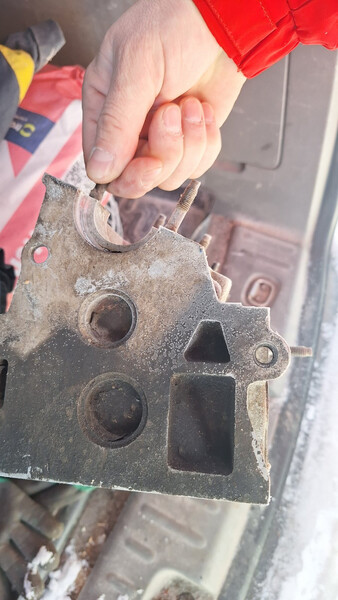 Головка блоку циліндрів 0200 F3   Peugeot 605