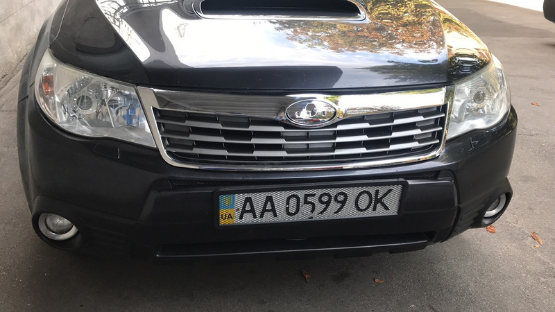 Решетка бампера Subaru Forester SH 2009 г.  2.5 л бензин Одесса
