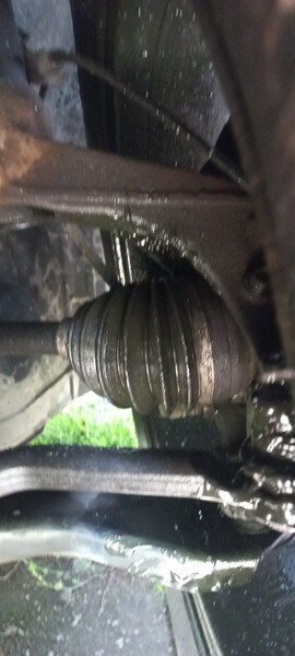 Пильник шруса наружний Nissan Rogue  2017 2.5 Бензин Киев