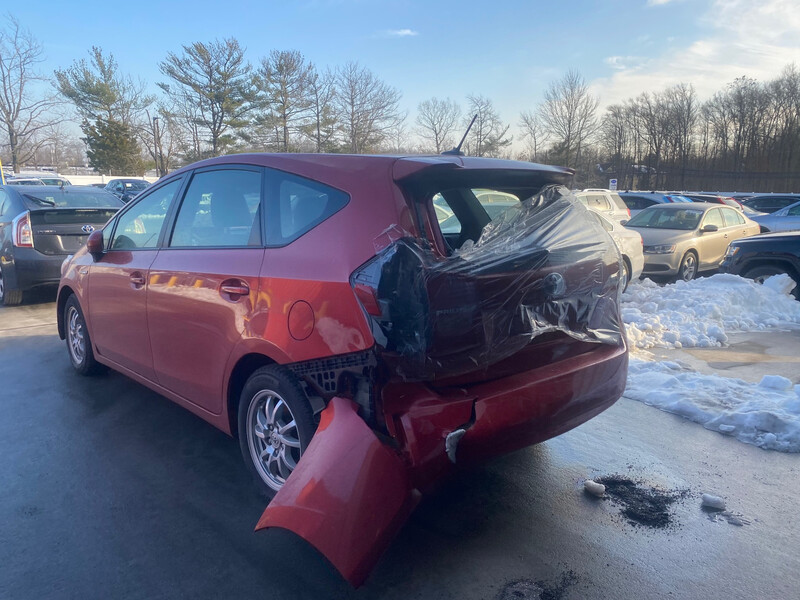 Фара задняя левая Toyota Prius V универсал 2012 г.  1.8 л гибрид Первомайск