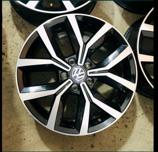 Диск 1-2 b8 highline Volkswagen Passat B8 універсал 2016 р.  2.0 л дизель Умань