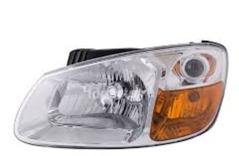 Фара передняя Kia Cerato 2007 г.  1.6 л бензин Кременчуг