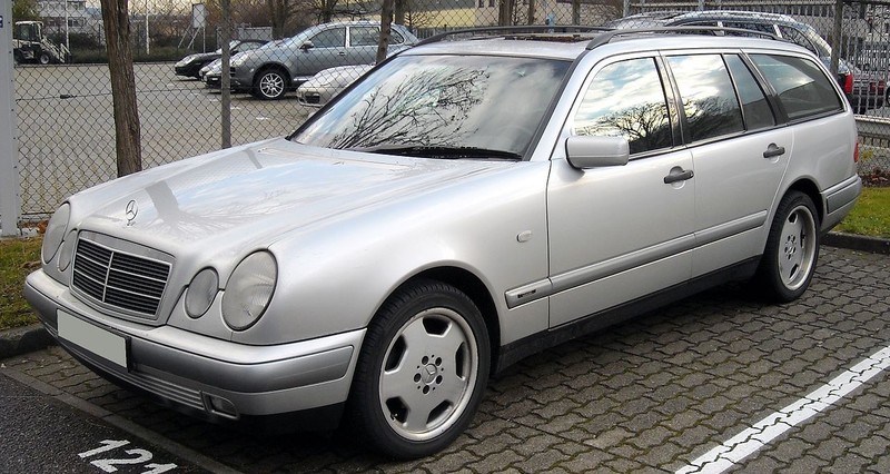 Капот, бампер, два крыла Mercedes C-Class W 210 универсал 1998 г.  30.0 л дизель Луцк