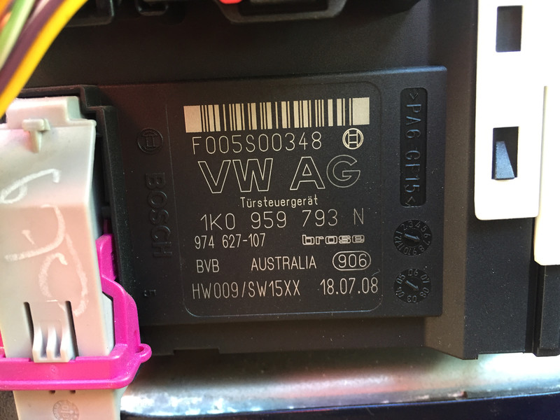 Блок управления водителиской двери Volkswagen Golf  2008 универсал 1.9 Дизель Кременец