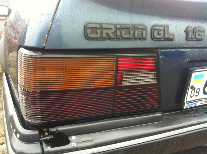 Фонарь задний левый и правый Ford Orion бенз 1985 1.4 Бензин Ивано-Франковск