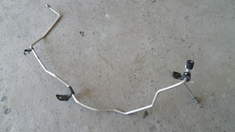 Трубка кондиціонера Nissan Leaf  2013 універсал 1.6 Электро 