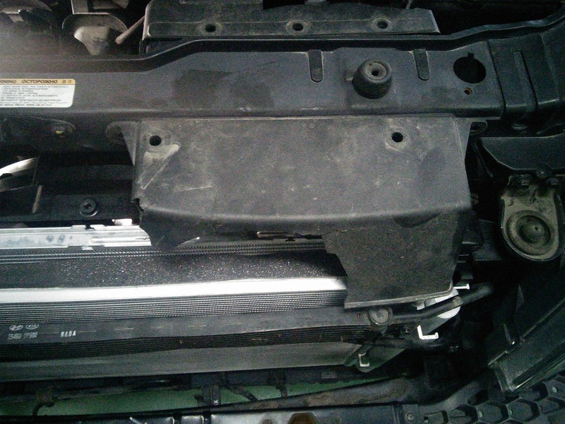 Воздуховод воздушного фильтра Kia Sorento  2010 2.0 Бензин Киев