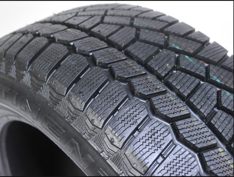 Сontinental extreme winter contact 215/55/17 98t Subaru Outback  2007 универсал 2.5 Бензин Харьков