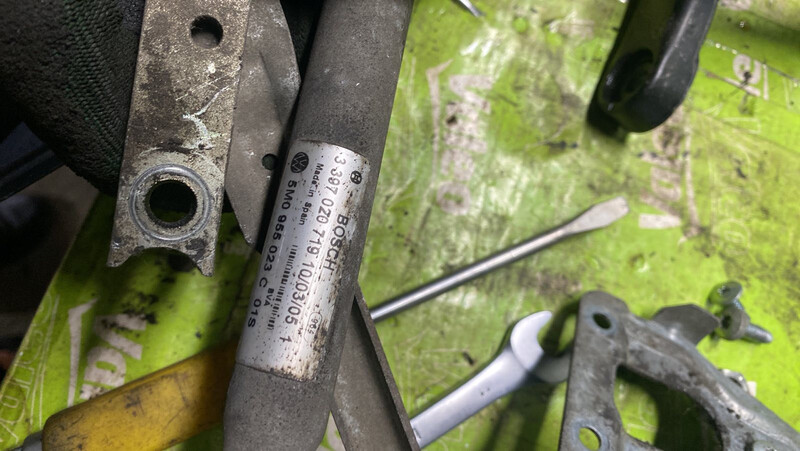 Трапеція склоочисників Volkswagen Golf Plus  2007 хэтчбек 1.6 Бензин Киев