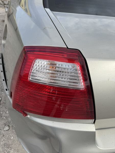 Фонарь задний левый 8330A367   Mitsubishi Galant