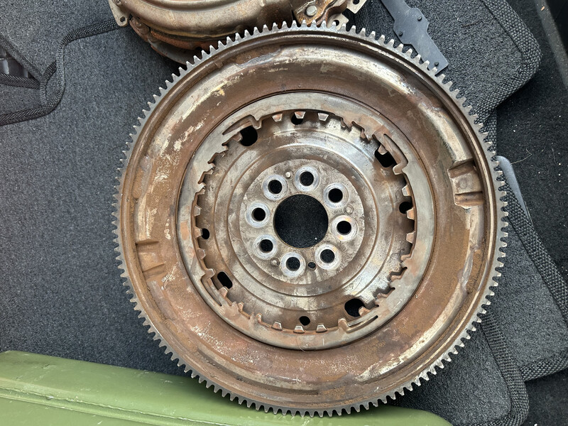 Сцепление в сборе Volkswagen Passat B7  2011 1.8 Бензин 