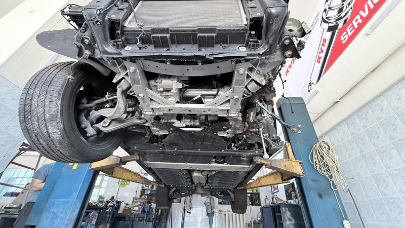 Подрамник перед Jeep Grand Cherokee 2022 г.  2.0 л бензин Одесса