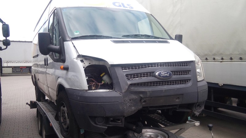 Фара передняя Ford Transit 2013 г.  2.2 л дизель Черкассы
