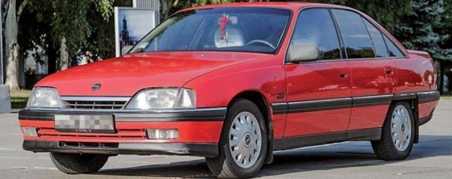 Туманки R / L Opel Omega A 1993 2.0 Бензин Хмельницкий