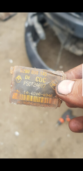 Блок ABS Renault Espace 4 универсал 2009 г.  2.0 л дизель Ровно