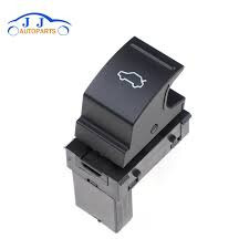 Кнопка открытия багажника Volkswagen Polo 5  2012 1.6 Бензин Харьков