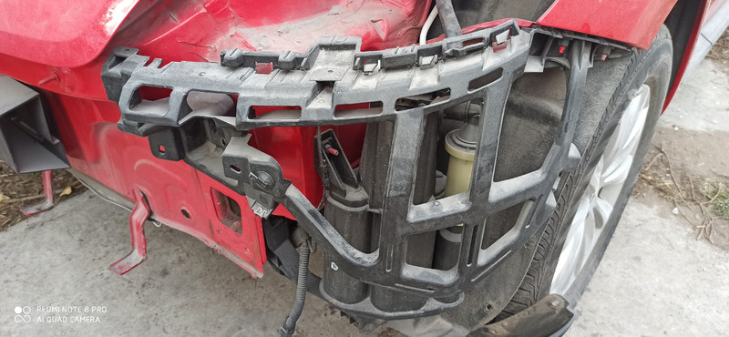 Крепеж заднего бампера направляющая левая Volkswagen New Beetle  2016 хэтчбек 1.8 Бензин Харьков