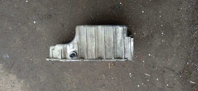 Масляный поддон 55354721   Opel Astra