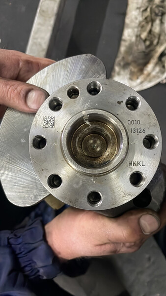 Коленвал Land Rover Range Rover 2011 г.  4.4 л дизель Хмельницкий