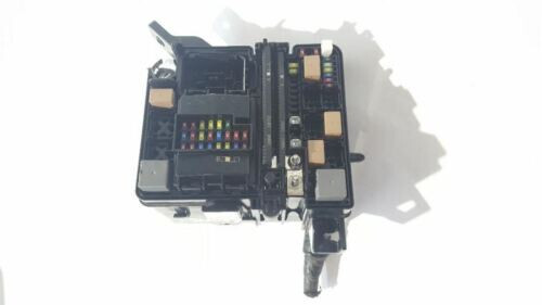 Блок предохранителей (подкапотный) без проводки и корпуса по Hyundai Sonata 7  2015 2.4 Бензин 
