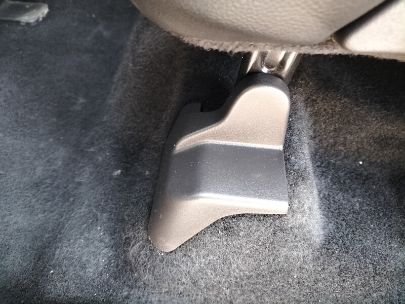 Пластик сиденья Ford Kuga 2  2015 2.0 Дизель Дунаевцы