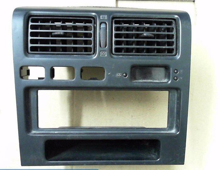 Передняя консоль для магнитолы Toyota Carina E  1993 2.0 Бензин 